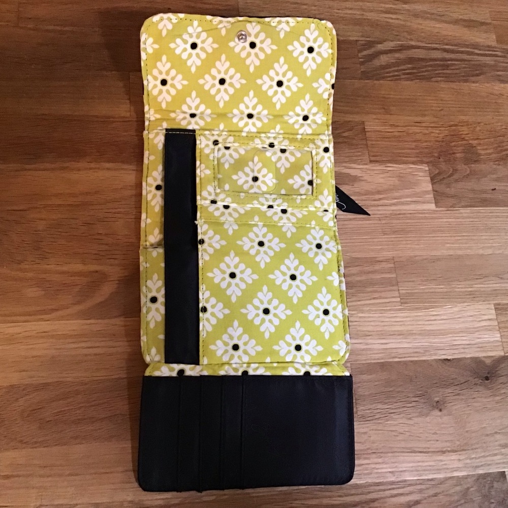 Vera Bradley Tri-Fold Wallet - Picture 4 of 4
